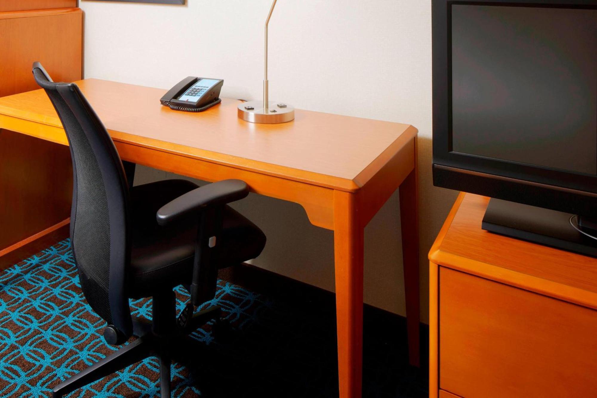 Fairfield Inn & Suites By Marriott Cumberland Esterno foto