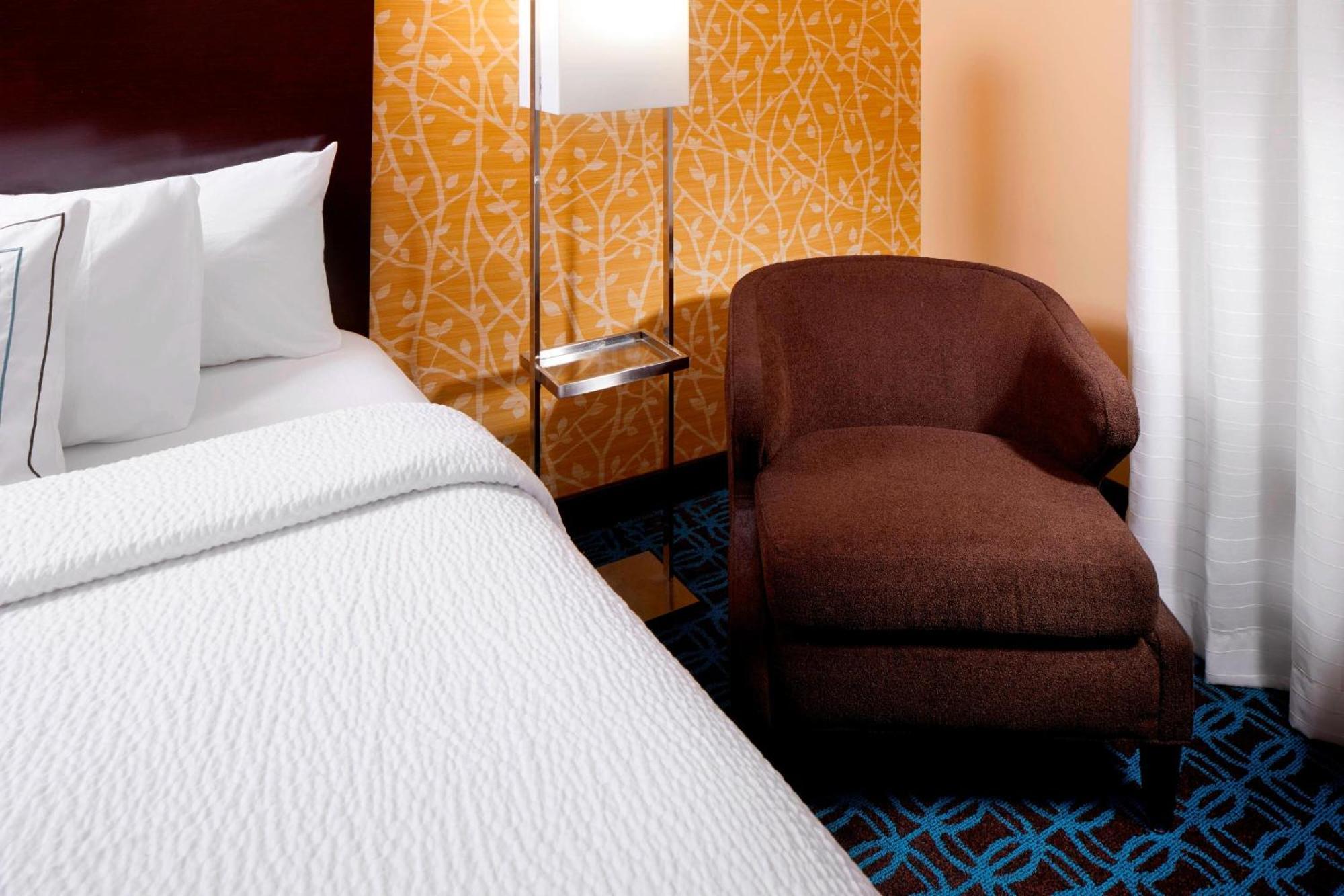 Fairfield Inn & Suites By Marriott Cumberland Esterno foto