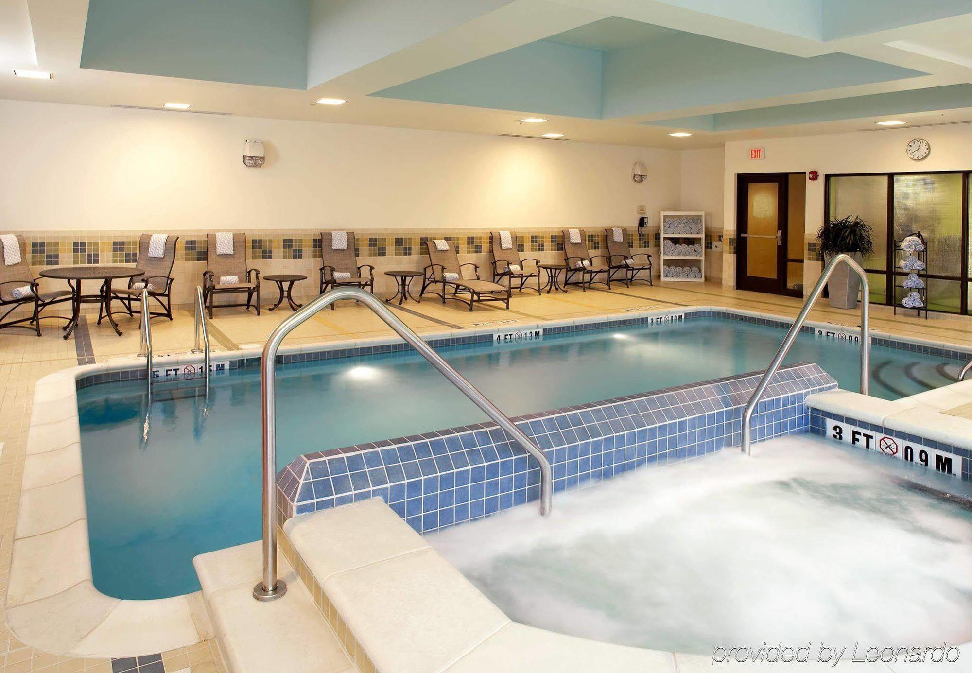 Fairfield Inn & Suites By Marriott Cumberland Esterno foto